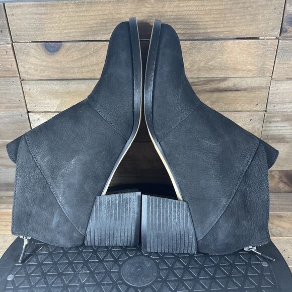 Eileen Fisher Womens Size 6 Bren Ankle Block Heel Black Leather Zip Boots - Picture 8 of 10